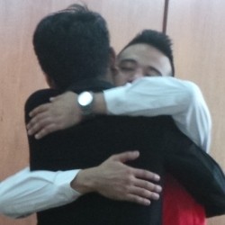 Geisha Akhirnya Datang Temani Roby Sidang Putusan
