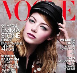 Gaya Klasik Emma Stone di Cover Majalah Vogue