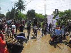 Sepelemparan Batu dari Jakarta, Jalan di Bogor Banyak yang Rusak, Kemana Pak Bupati?