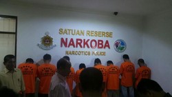 Jadi Kurir Sabu di Penjara, Sipir Lapas Cipinang Ditangkap Polisi