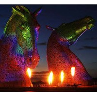 Instalasi Kuda Berapi Raksasa di Skotlandia Dipamerkan Setelah Dibuat Selama 8 Tahun