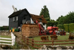 Tempat di Inggris Ini Membuat Anda Jadi Raksasa