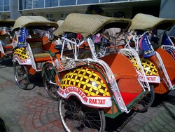 Puluhan Becak Antikorupsi Diluncurkan di Yogya