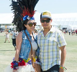 7 Tren Busana Aneh yang Perlu Dihindari Saat Festival Musik