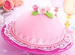 Fruitcake dan Daging Kambing, Makanan Simbolis Upacara Penikahan Inggris dan Meksiko