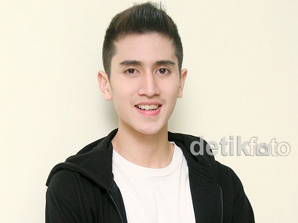Verrell Bramasta, Idola Baru Para ABG