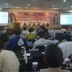 Rekapitulasi Suara KPU Jatim Diawali Diinterupsi Bawaslu