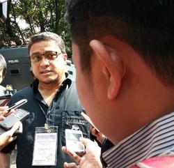 Lolos ke Senayan, Dede Yusuf: Enggak Ada Komisi Persib Ya?