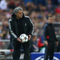 Mourinho Keluhkan Jadwal Laga Melawan Liverpool