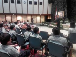 Ahok Menjawab Anak SD: Kita Nggak Bisa Jadi Malaikat, Jangan Pula Jadi Setan