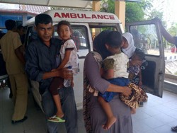 Puluhan Anak Dilarikan ke RS Cut Meutia, Diduga Keracunan Bakso Bakar