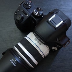 Samsung NX30: Mirrorless Pintar dengan Cita Rasa DSLR