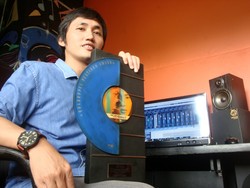 Erik Pelantun Soundtrack AADC Lolos ke Gedung DPRD