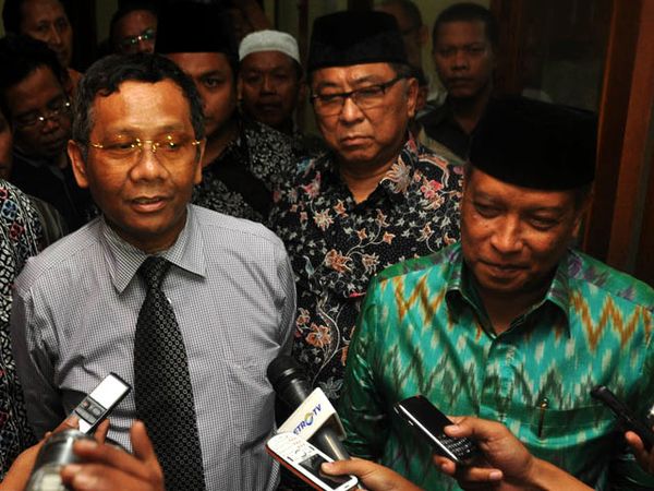 Mahfud MD Silaturahim ke PBNU