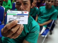 Penghuni Panti Sosial Terima BPJS