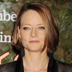 Jodie Foster Resmi Nikahi Pasangan Lesbiannya