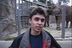 Seperti Apa Video Pertama di YouTube?