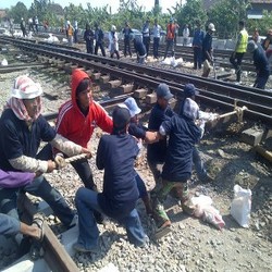 Ini Pesan Boediono untuk Pemerintahan Baru Soal Kereta Api