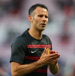 MU Dikabarkan Takkan Permanenkan Giggs