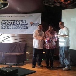 Semarakkan Piala Dunia, Figo dkk Kunjungi Indonesia di Bulan Juni