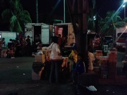 Pasar Senen Terbakar, Pedagang Kue Subuh Pindah ke Halaman Blok 1 dan 2