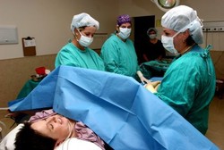 Hanya Kondisi-kondisi Ini yang Mengharuskan Ibu Melahirkan Secara Caesar