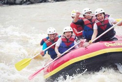 Weekend Seru, Arung Jeram di Sungai Citatih Sukabumi