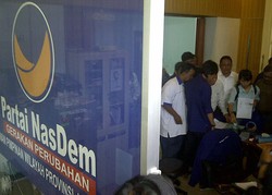 Yang Lain Sikut-sikutan, 2 Caleg ini Akur Berbagi Masa Jabatan