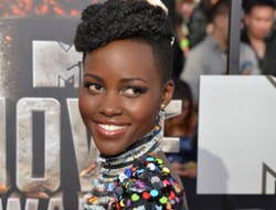 Jadi Wanita Tercantik 2014, Ini Penampilan Terbaik Lupita Nyongo