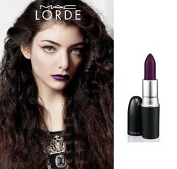 Penampilan Perdana Lorde di Iklan MAC dengan Lipstik Ungu