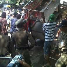 Penertiban Puluhan PKL di Mojokerto Ricuh