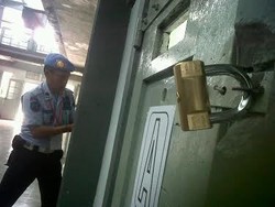 Begini Taktik Sipir Membuka Kamar Penjara