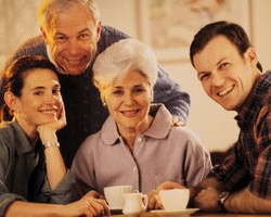 Tips agar Bisa Bersahabat dengan Ibu Mertua