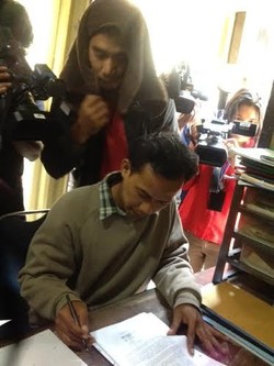 Keluarga Azwar Tolak Jenazah Diautopsi