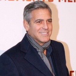 Selamat! George Clooney Resmi Bertunangan