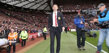 Ketika Giggs Memperbaiki Mood Setan Merah