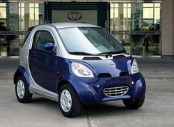 Pencet Tombol, Mobil Listrik Keluar Bak Keripik Kentang