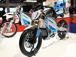 Yamaha Siap Produksi 2 Motor Listrik