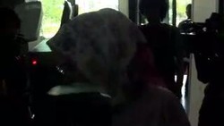 Disita KPK, Tatu Minta Mobil Mewahnya Kembali