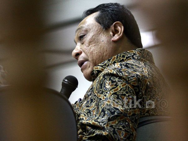 Mantan Dirut Century Bersaksi