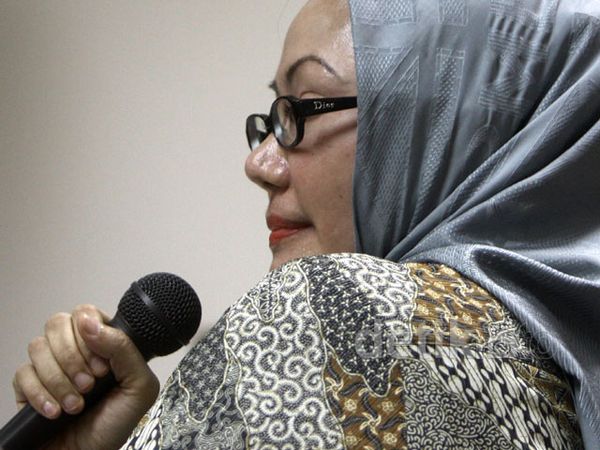 Ratu Atut Bersaksi untuk Akil