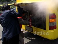 TransJ Terbakar di Gambir