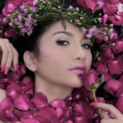 Dari Buku Diary, Bian Mini Kini Curhat Lewat Lagu