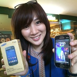 Samsung Enggan Jegal BlackBerry Jakarta & Nokia X
