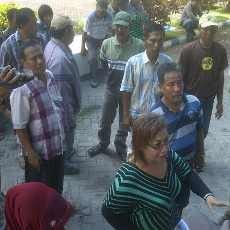 Tak Ditemui Anggota Dewan, Korban Lumpur Lapindo Marah