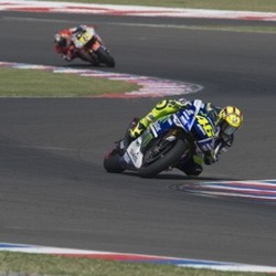 Gagal Raih Podium, Rossi Salahkan Bradl