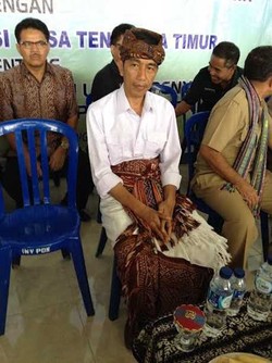 Tinjau Sapi di Desa Ponain Kupang, Jokowi Diangkat Jadi Warga Setempat