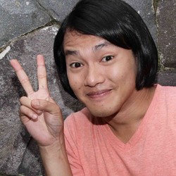 Peran Jadi ABG Manja, Hardi Fadhillah Bikin Istri Bangga