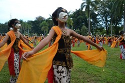Tari Topeng Endel dari Tegal Nan Gemulai