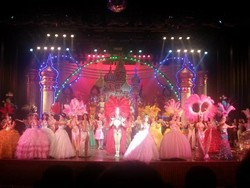 Nonton Ladyboy, Sampai Nonton Gajah di Bangkok